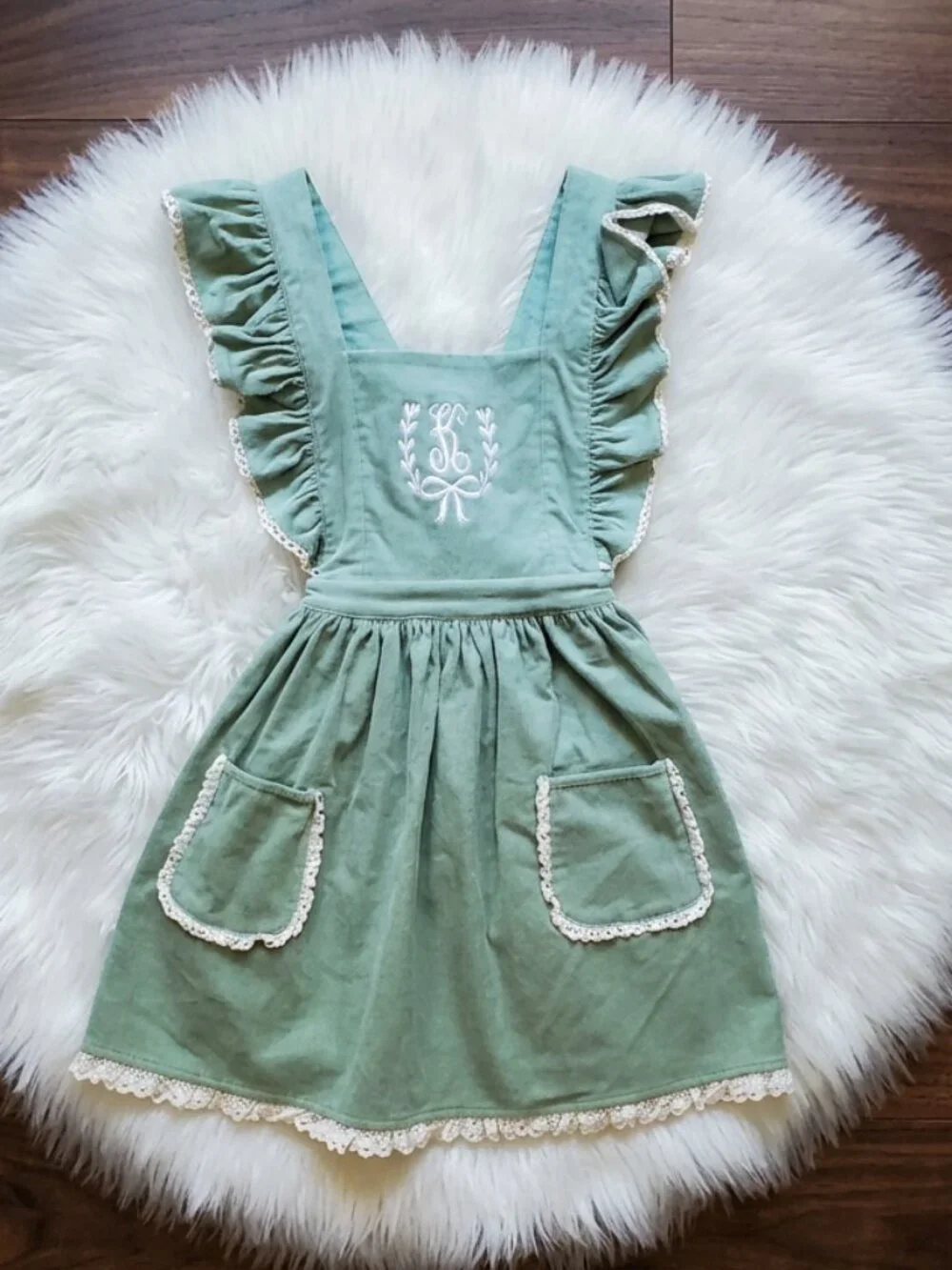 NWT Serendipity Monogramed K Apron Dress Size 5-6